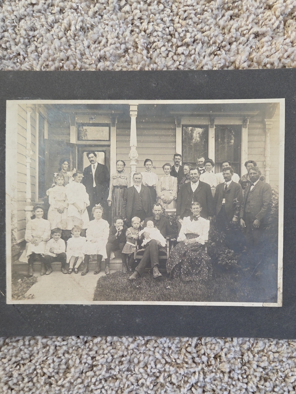 Antique Possibly 1920s Family Portrait Photo in Cardboard Frame - Oregon